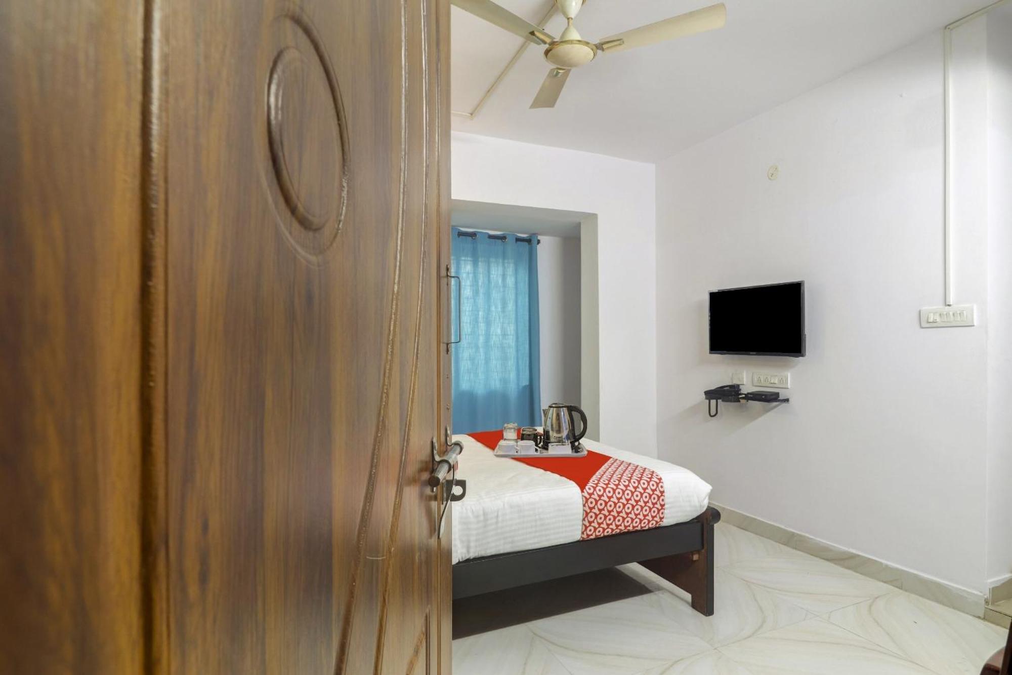 Hotel O Broholic Hotels Near Botanical Garden 海得拉巴 外观 照片
