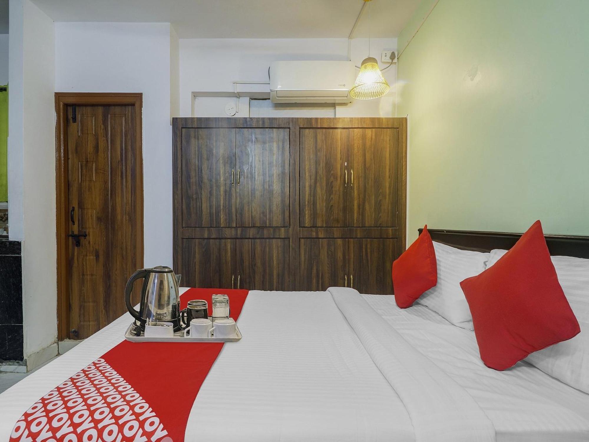 Hotel O Broholic Hotels Near Botanical Garden 海得拉巴 外观 照片